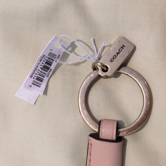 Coach Key Loop - Picture 2 of 7